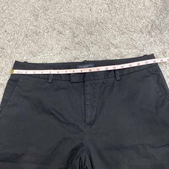 Banana Republic Womens Chino shorts (plus) - Picture 2 of 7